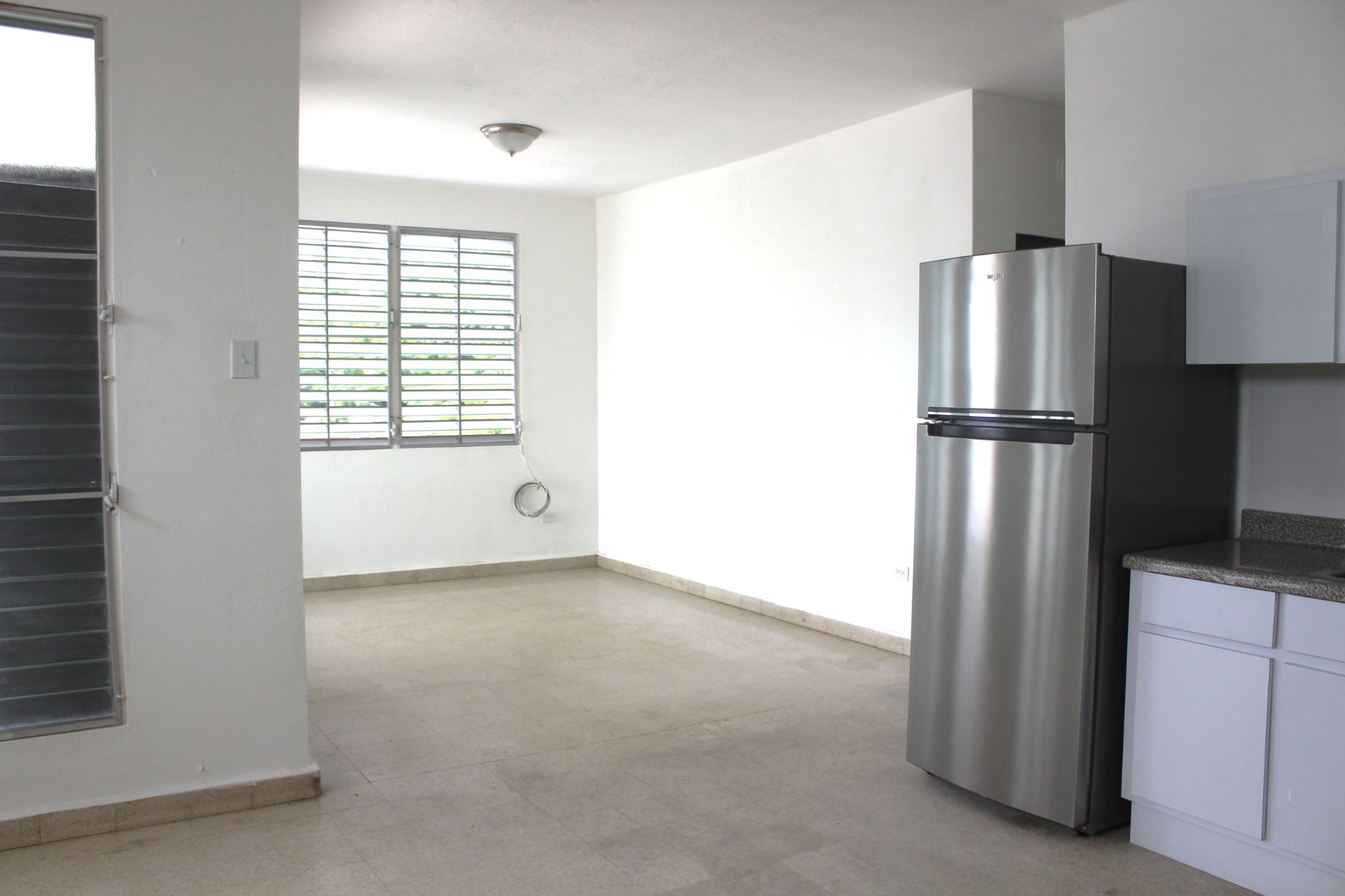 Urb Villa Nevarez, Calle 8 #1023 San Juan PR 00927, San Juan - 21