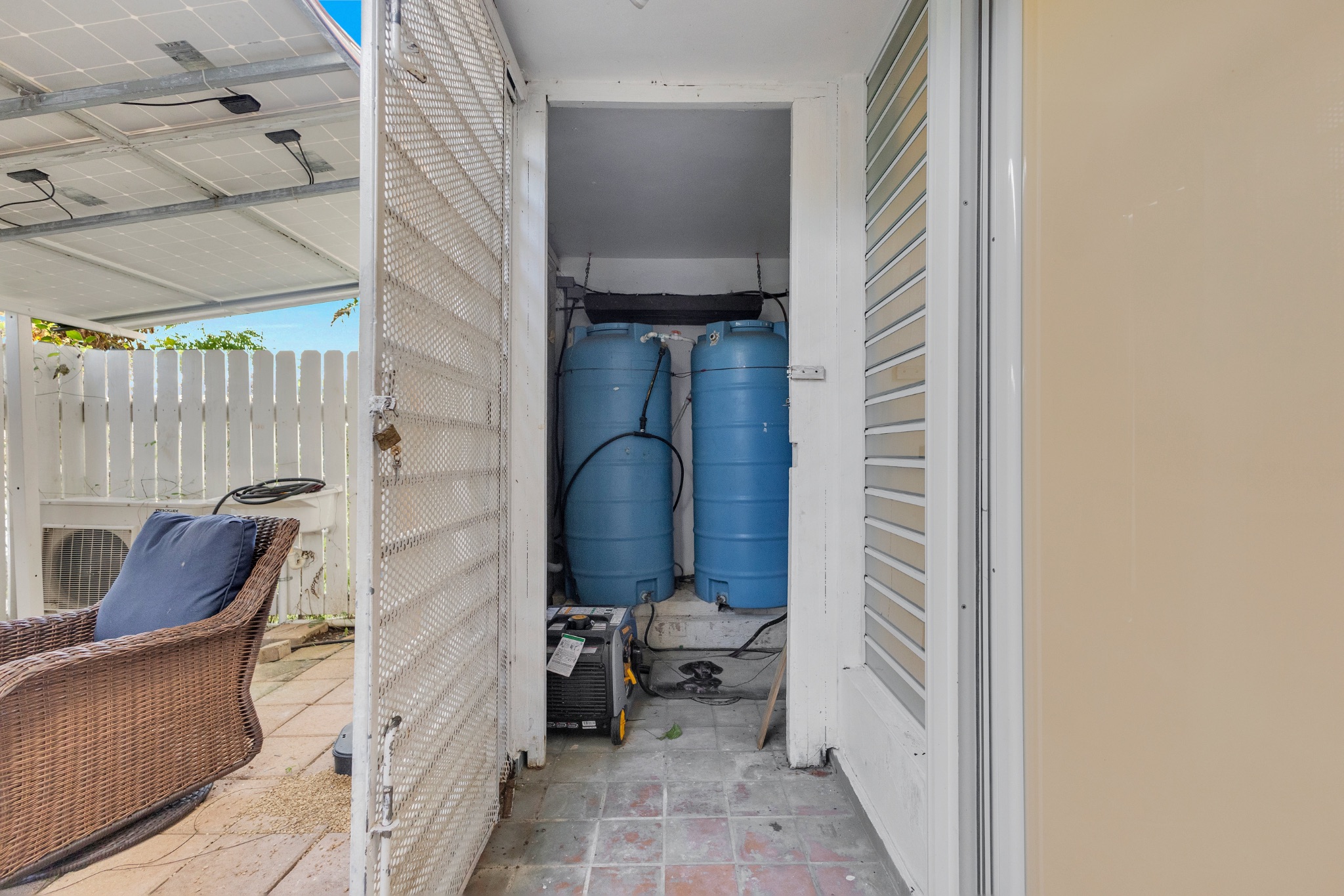 Valles de Torrimar Guaynabo 00966 PR