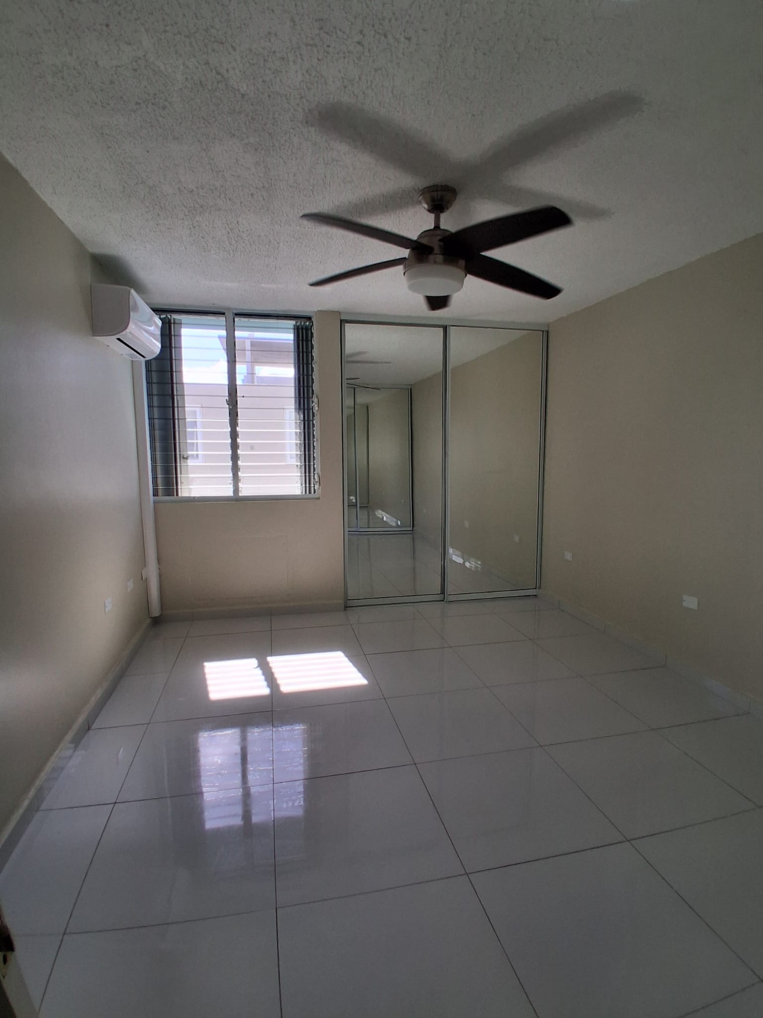 Condominio gold villas Vega Alta 00692 PR