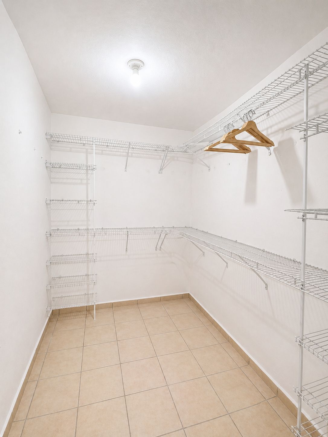 90 Calle Margo, Vega Alta - 13