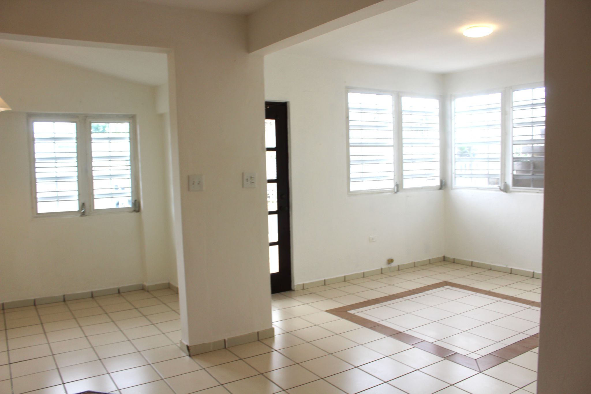Urb Villa Nevarez, Calle 8 #1023 San Juan PR 00927, San Juan - 8