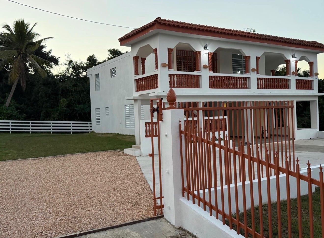 Calle Pomarrosa , Carolina - 4