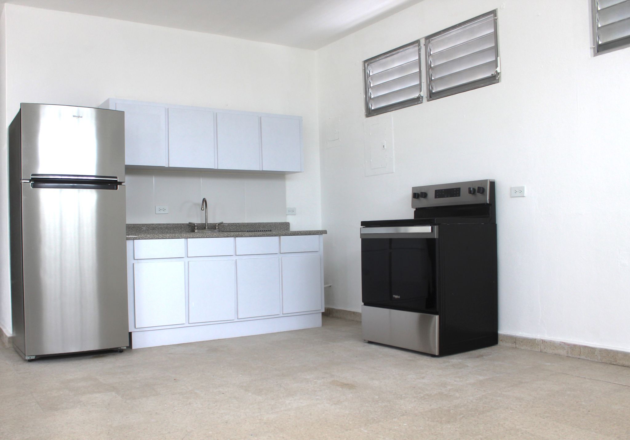 Urb Villa Nevarez, Calle 8 #1023 San Juan PR 00927, San Juan - 22