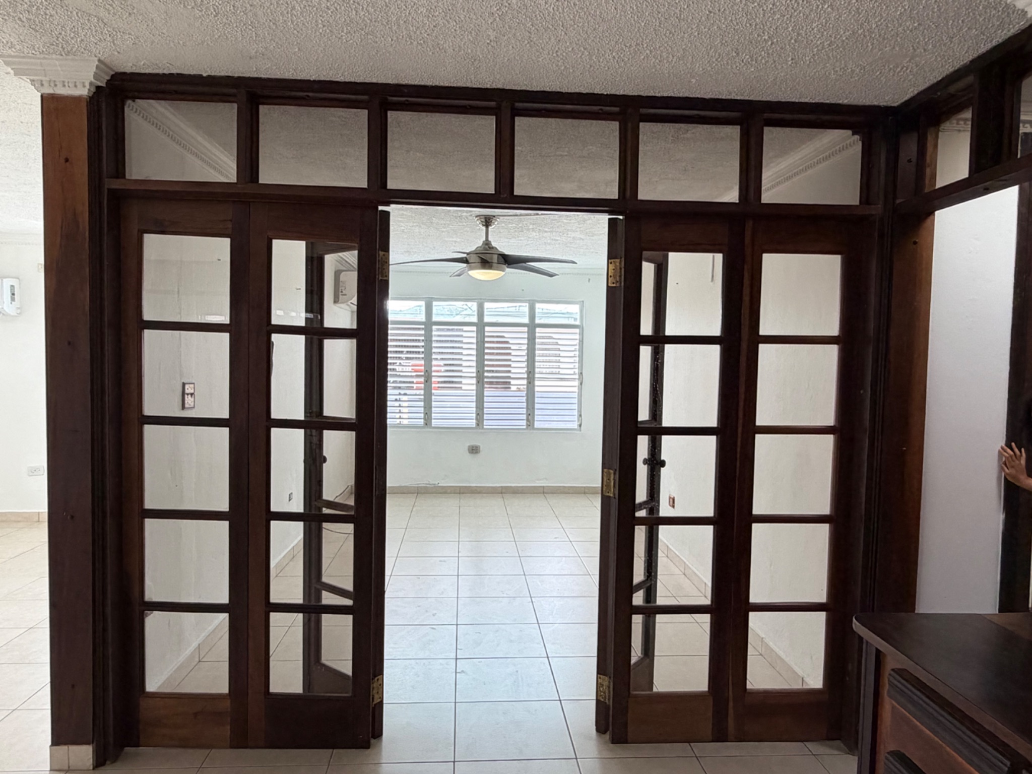 Condado Moderno, Caguas - 6