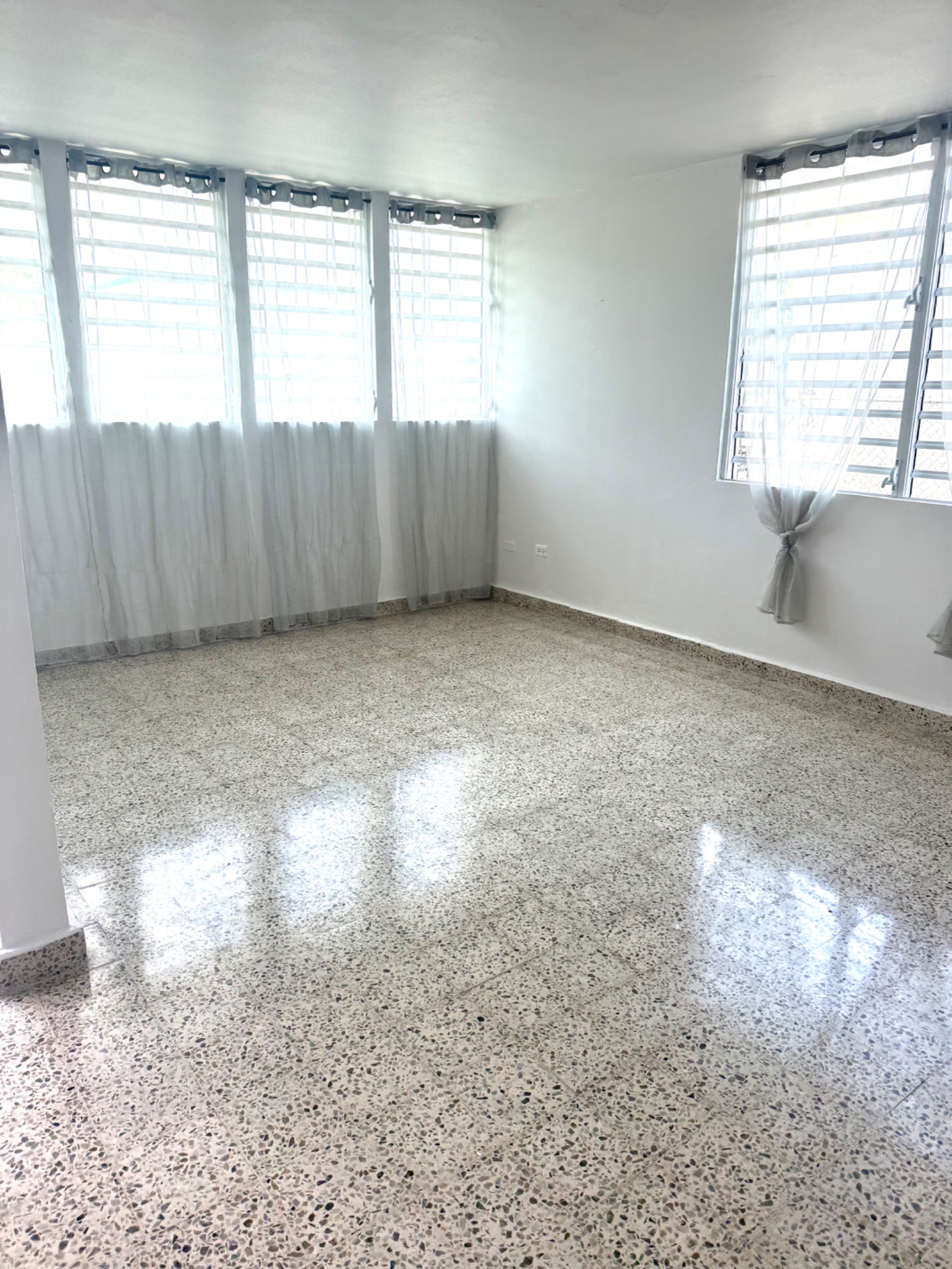 Calle Capitán Correa, Bayamón - 11