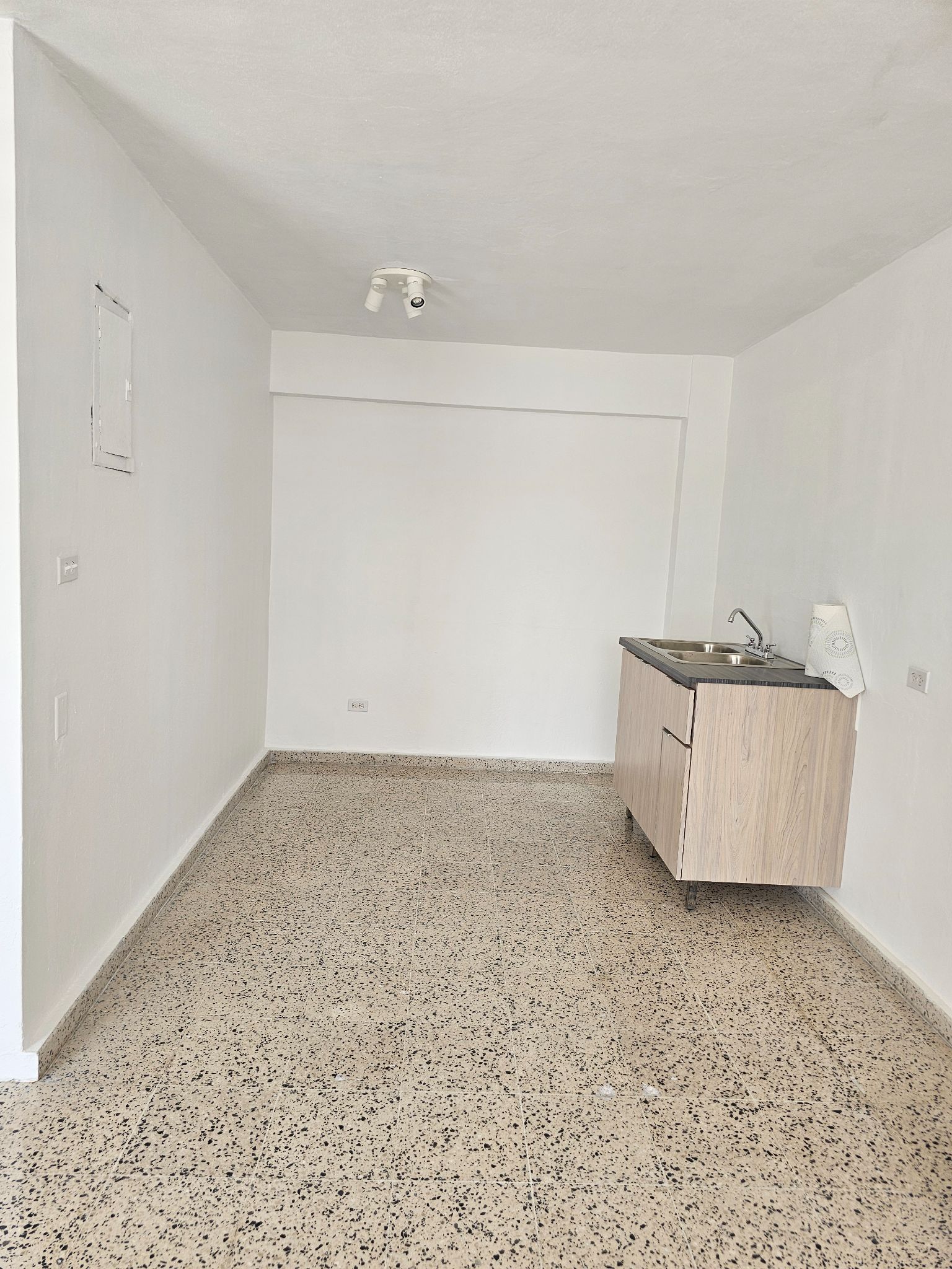 10 Av. Aguas Buenas bloque 10 Santa Rosa, Bayamón - 9