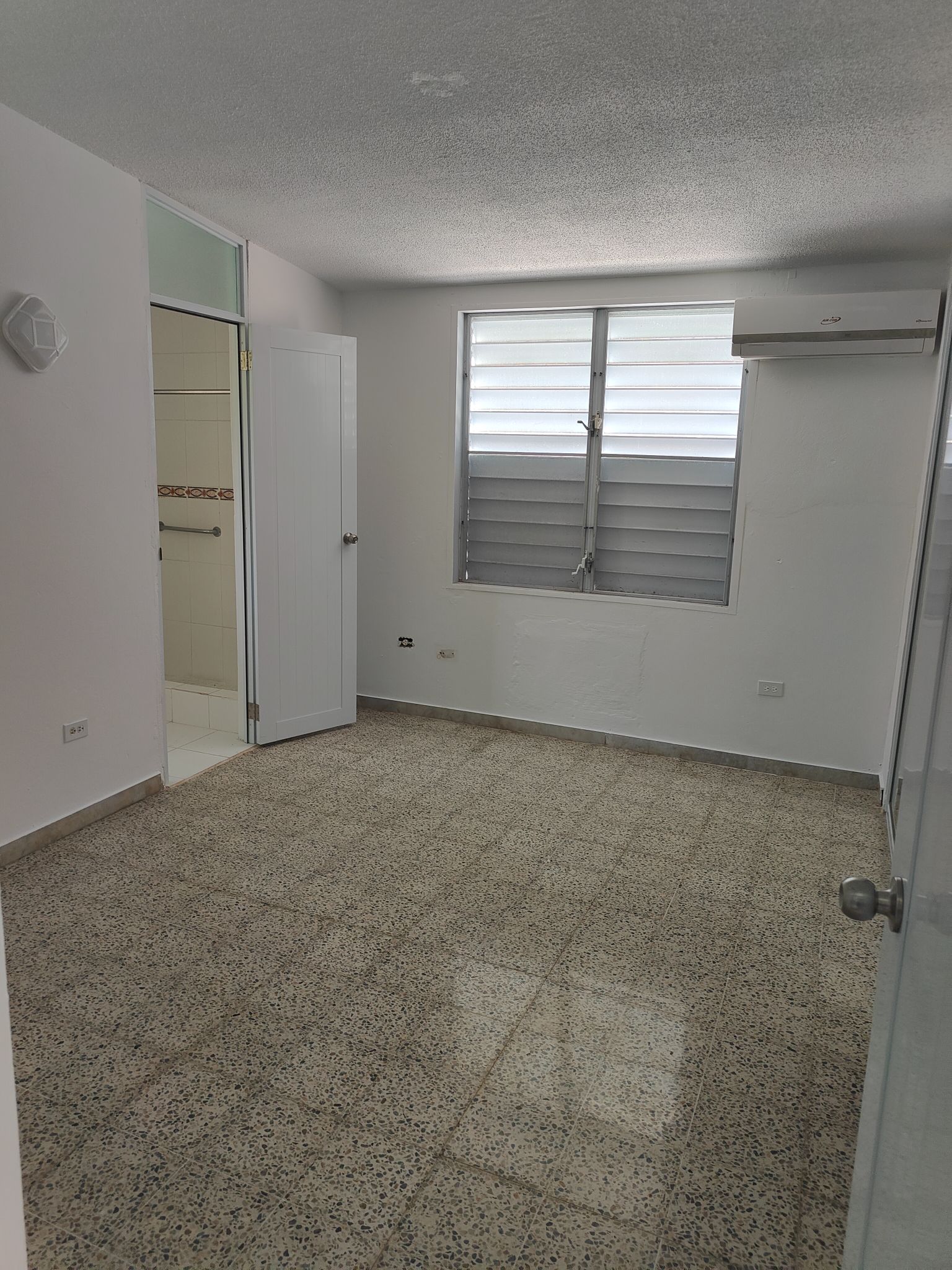 Urb Buenaventura, Calle Gardenia 4043, Mayagüez - 9