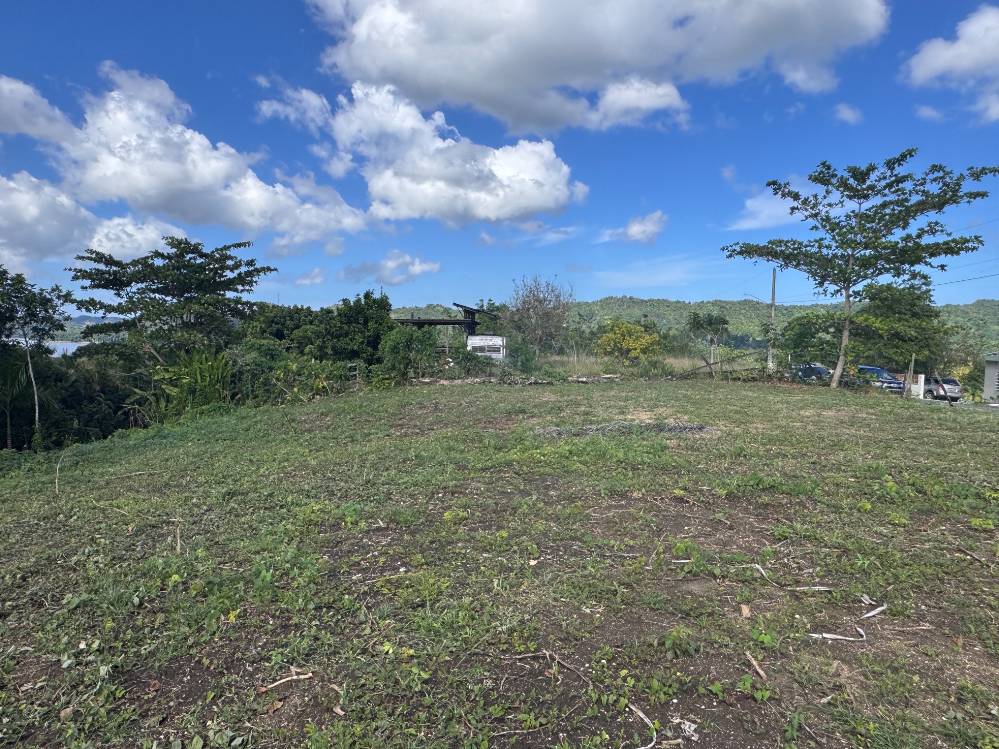 Carr 455 km 2.8 Int. Bo. Cibao, San Sebastian PR 00685, San Sebastián - 11