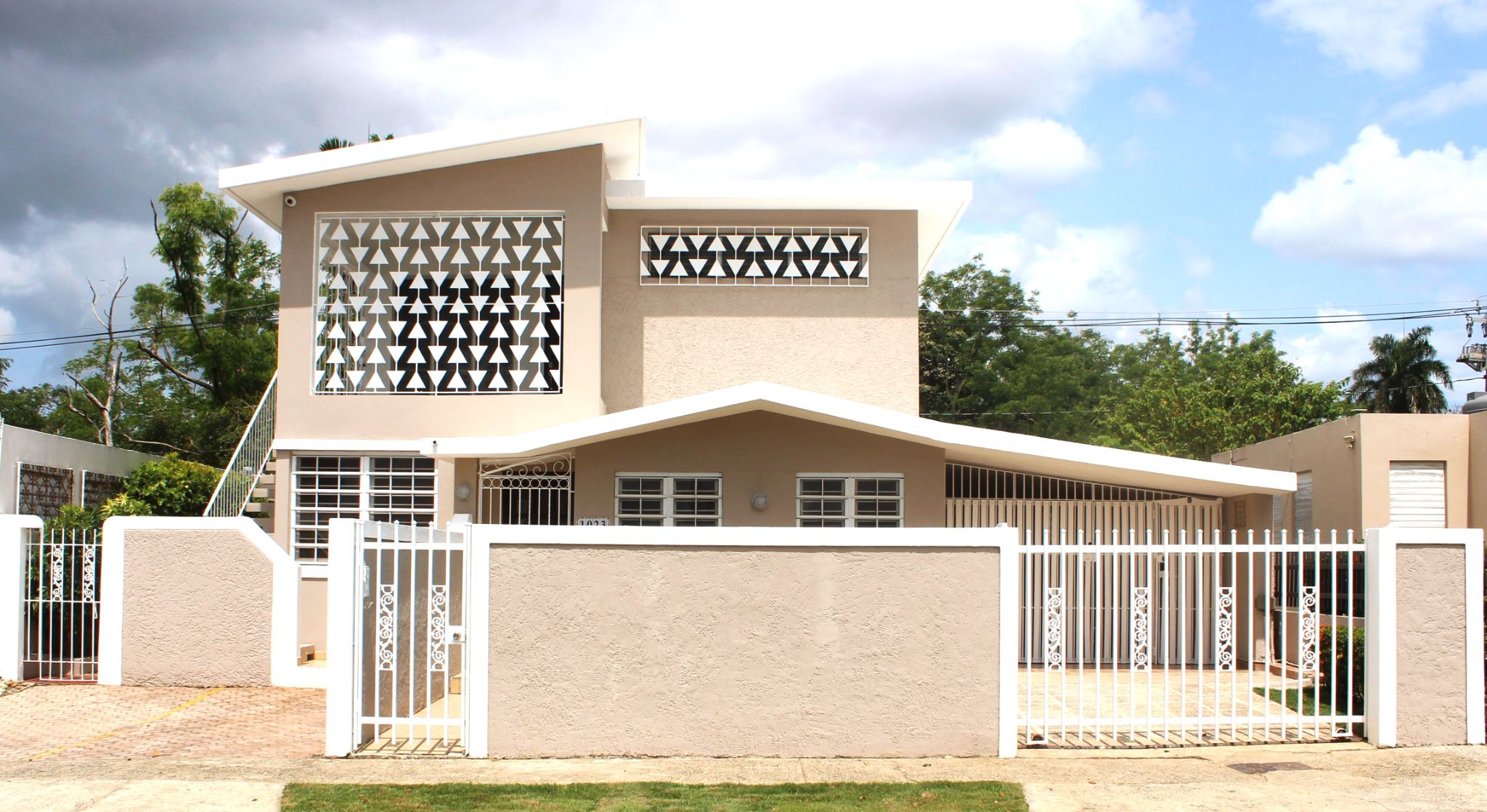 Urb Villa Nevarez, Calle 8 #1023 San Juan PR 00927, San Juan - 3