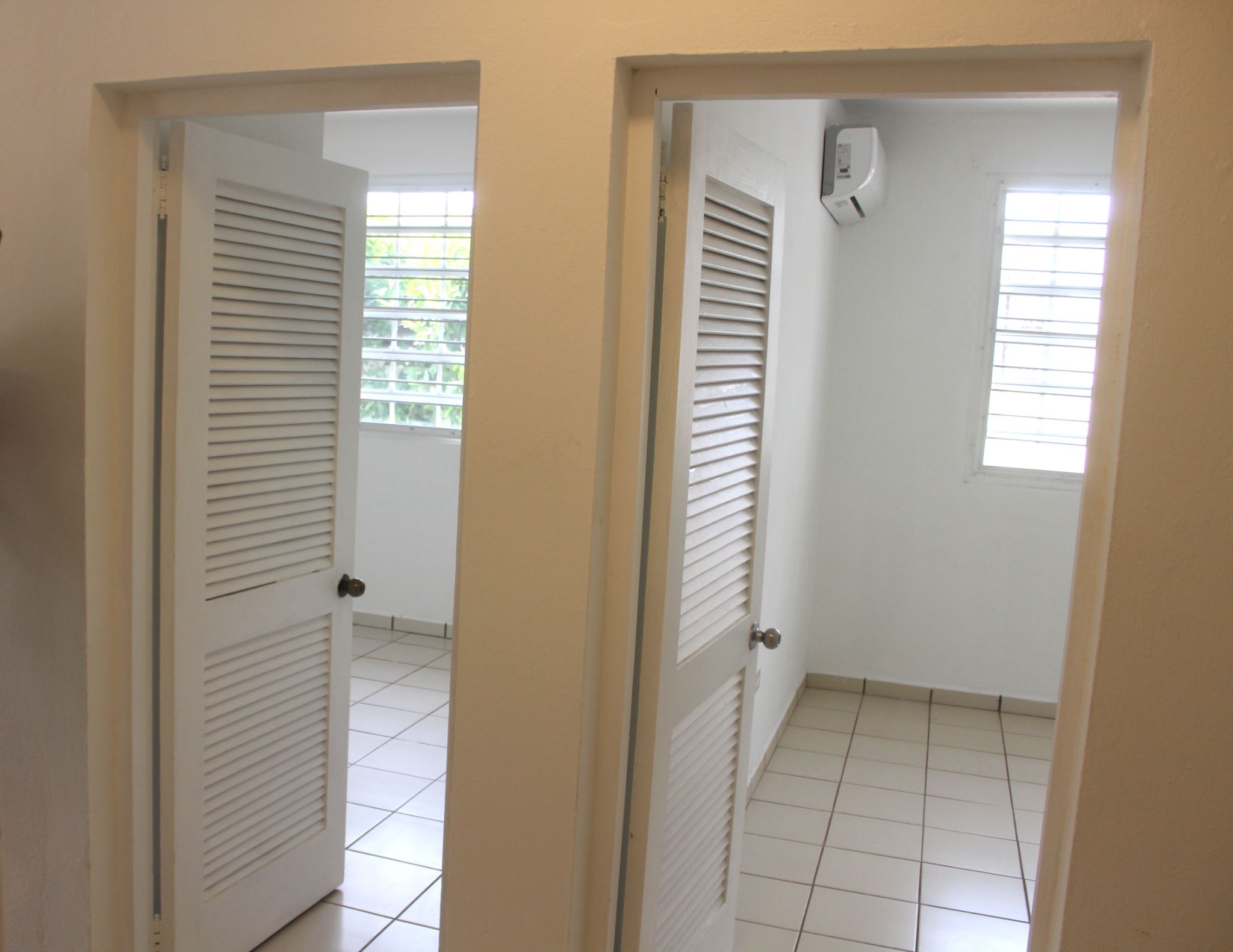 Urb Villa Nevarez, Calle 8 #1023 San Juan PR 00927, San Juan - 15