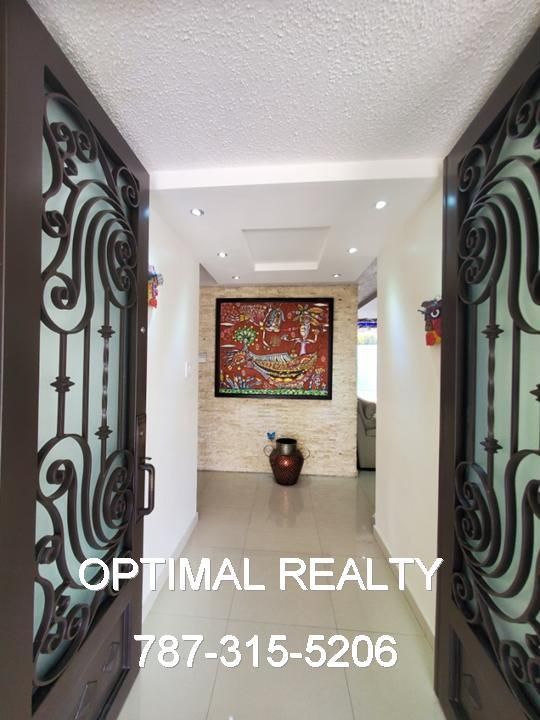 Calle Felipe I, Guaynabo - 3