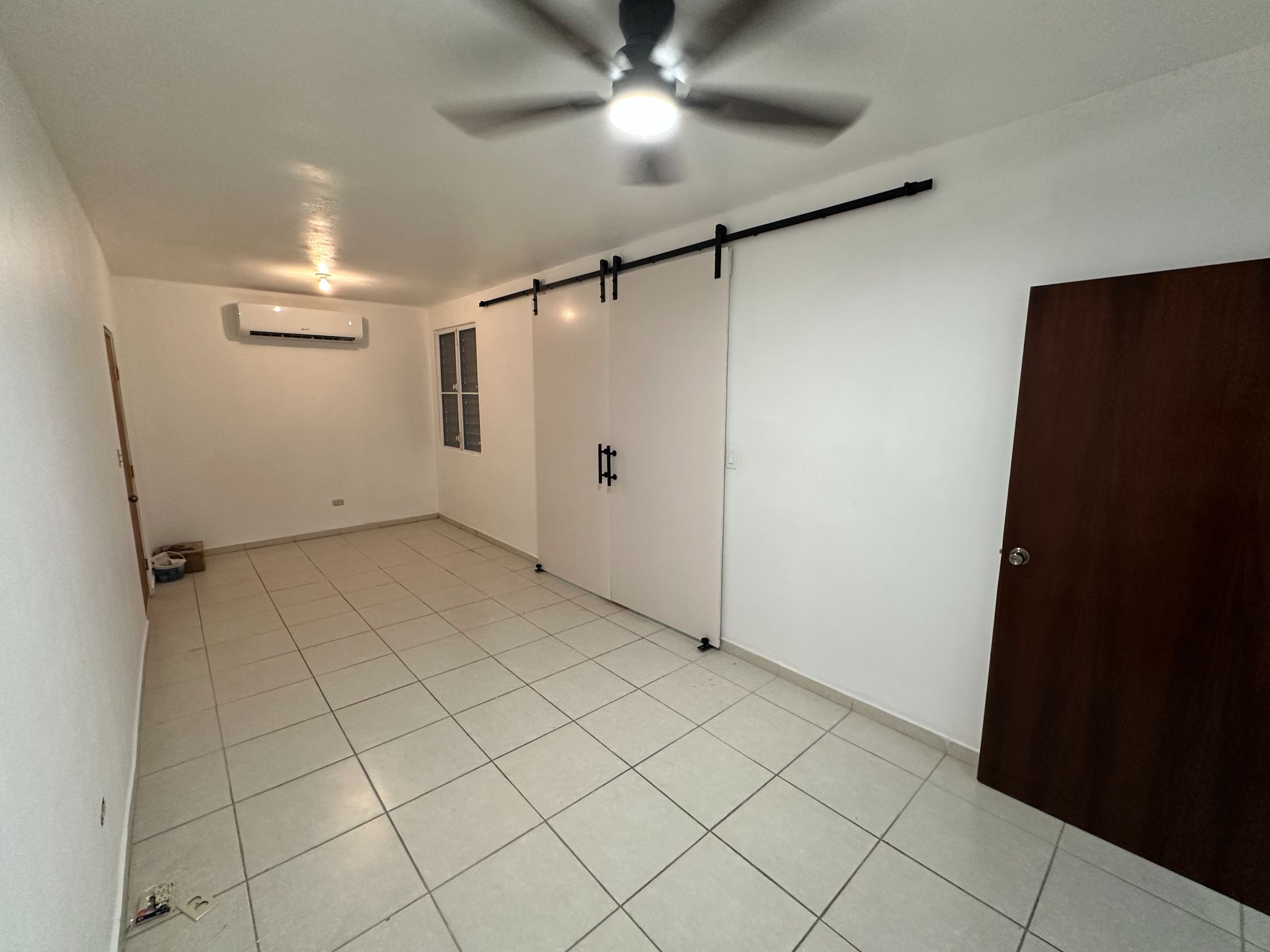 Calle Los Llanos, Guaynabo - 4