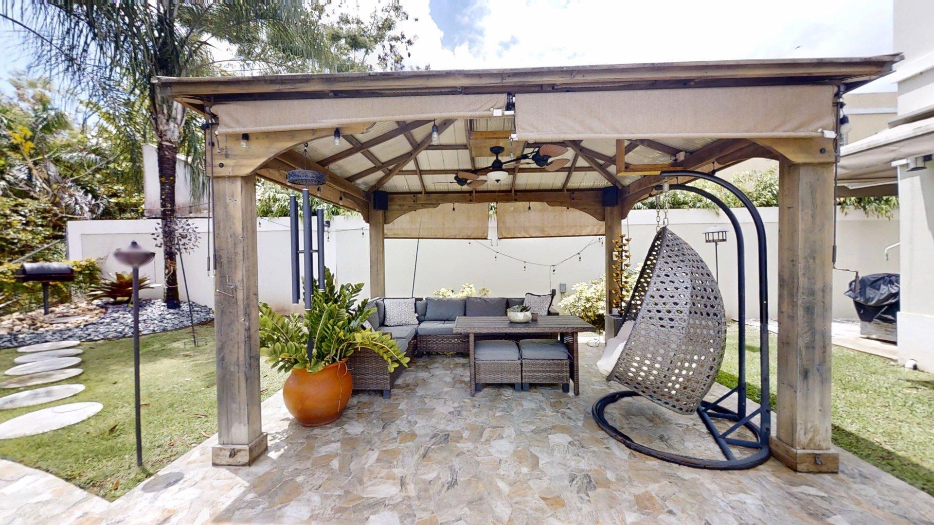 Calle Persia, Toa Alta - 23