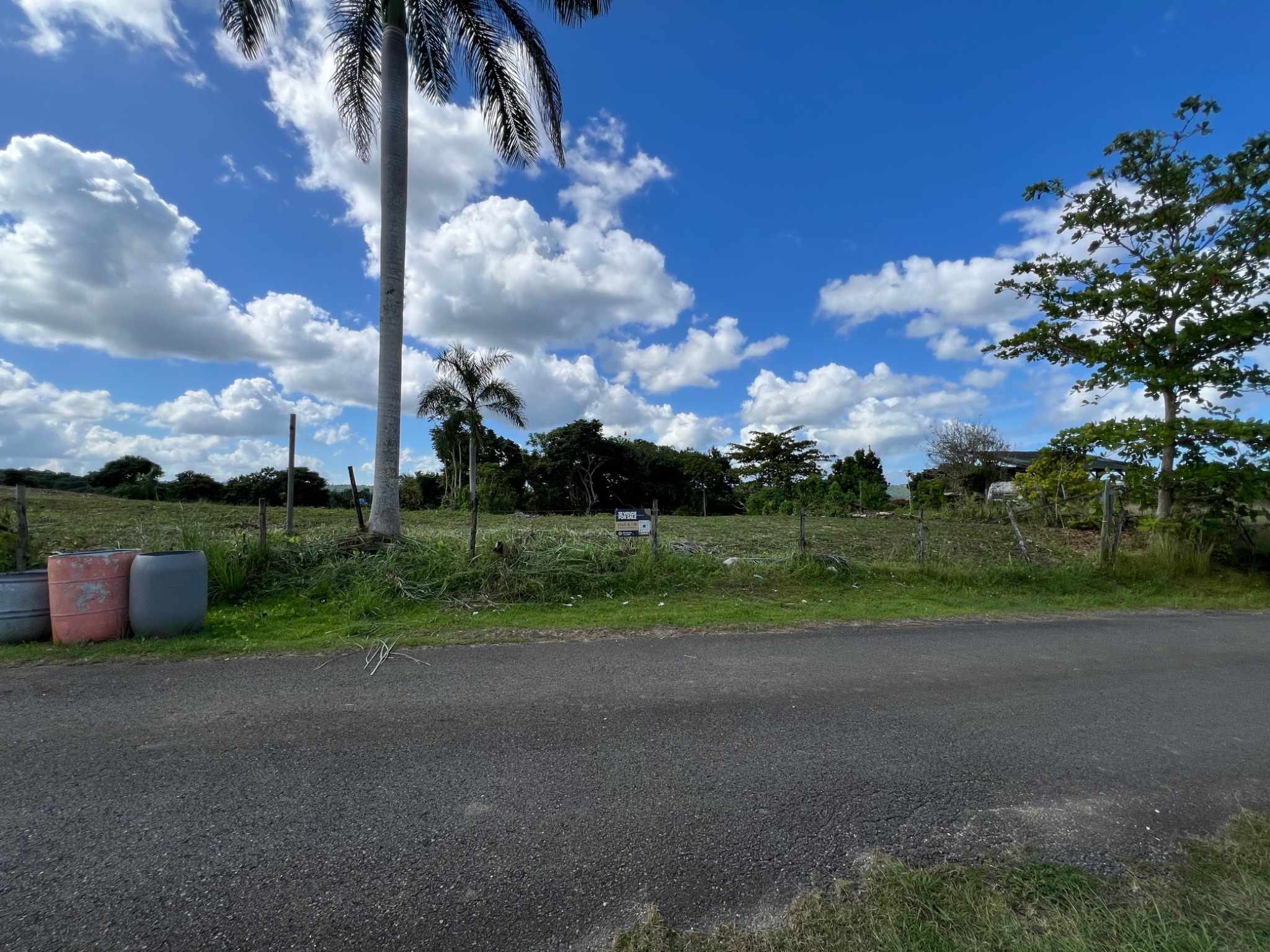 Carr 455 km 2.8 Int. Bo. Cibao, San Sebastian PR 00685, San Sebastián - 6