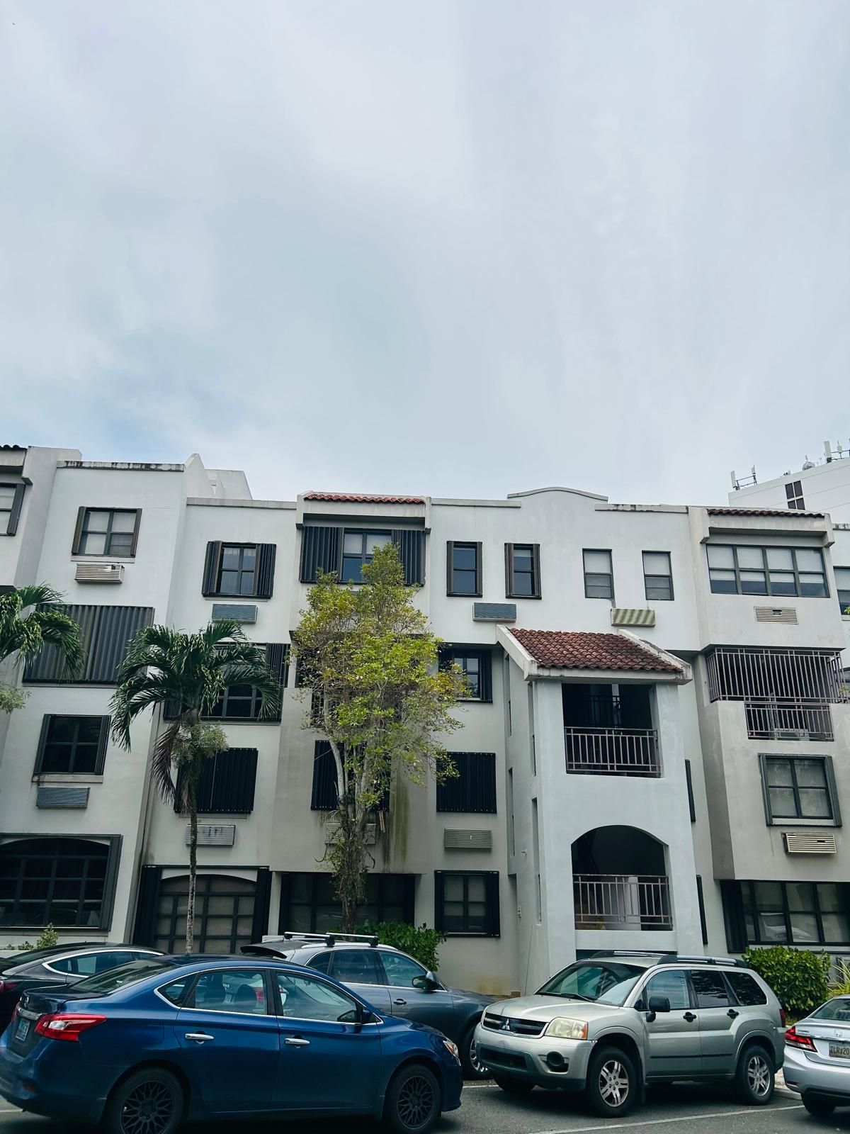 Cond. Parkville Plaza, Guaynabo - 1