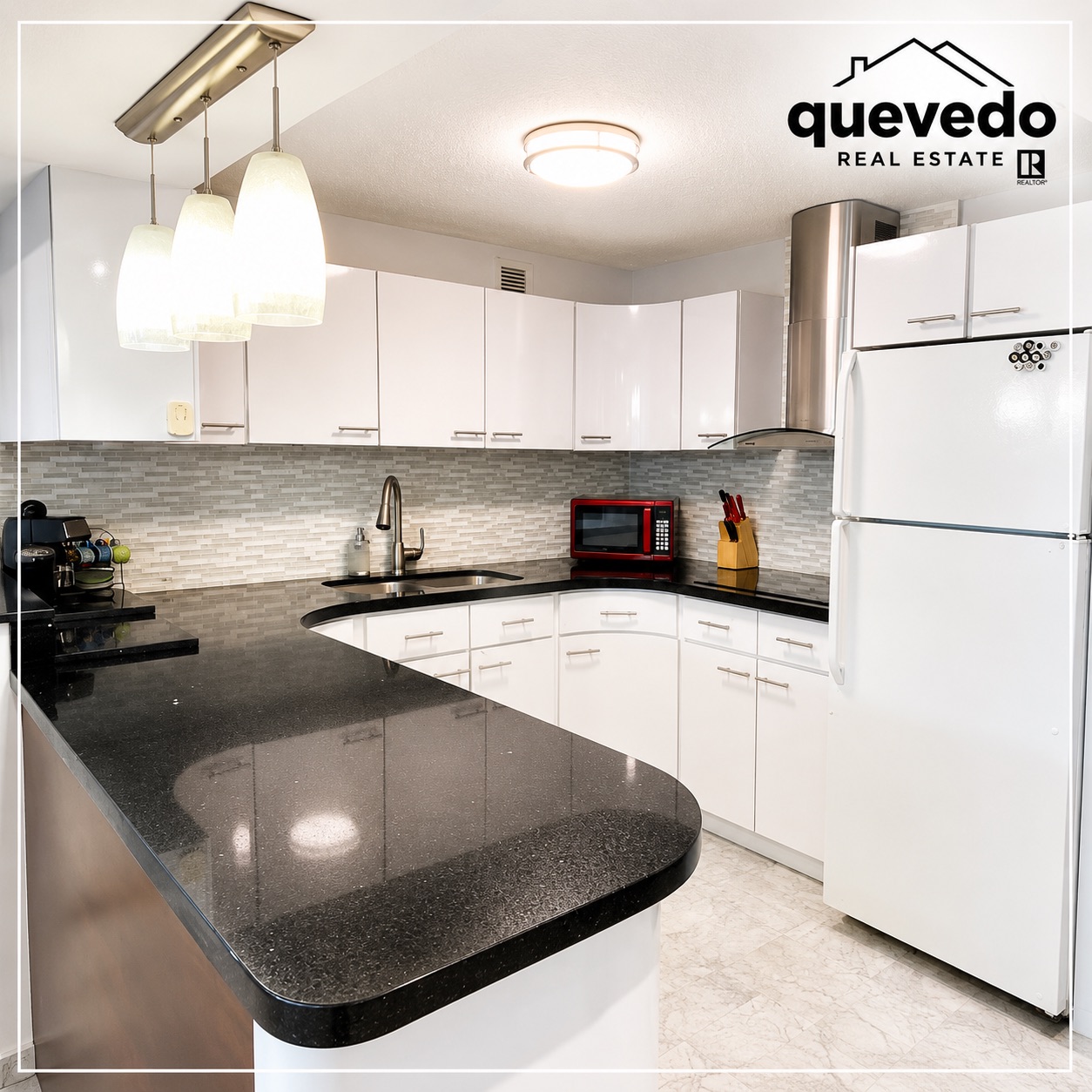 5869 Av. Isla Verde, Carolina - 6