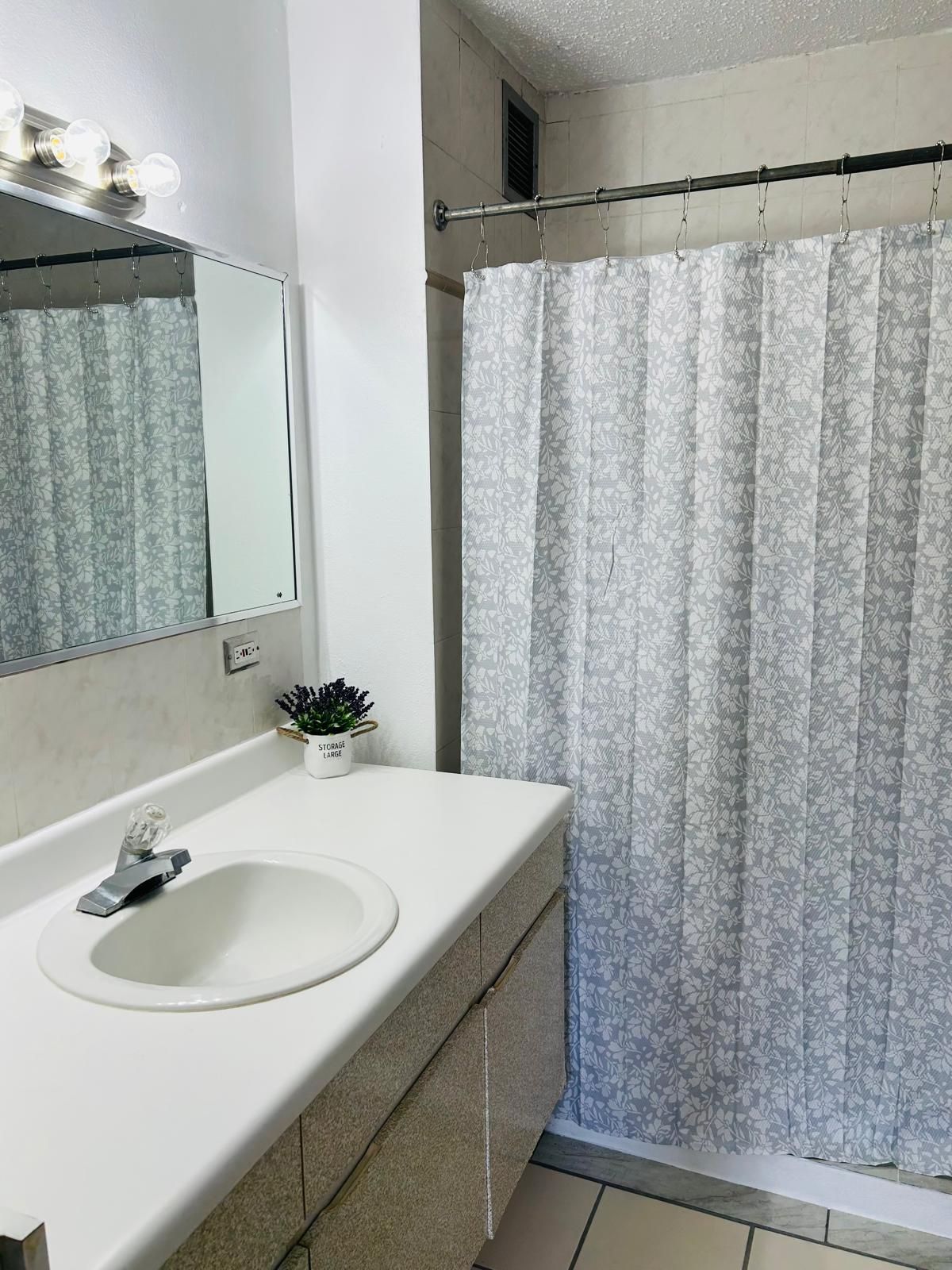 Cond. Parkville Plaza, Guaynabo - 13