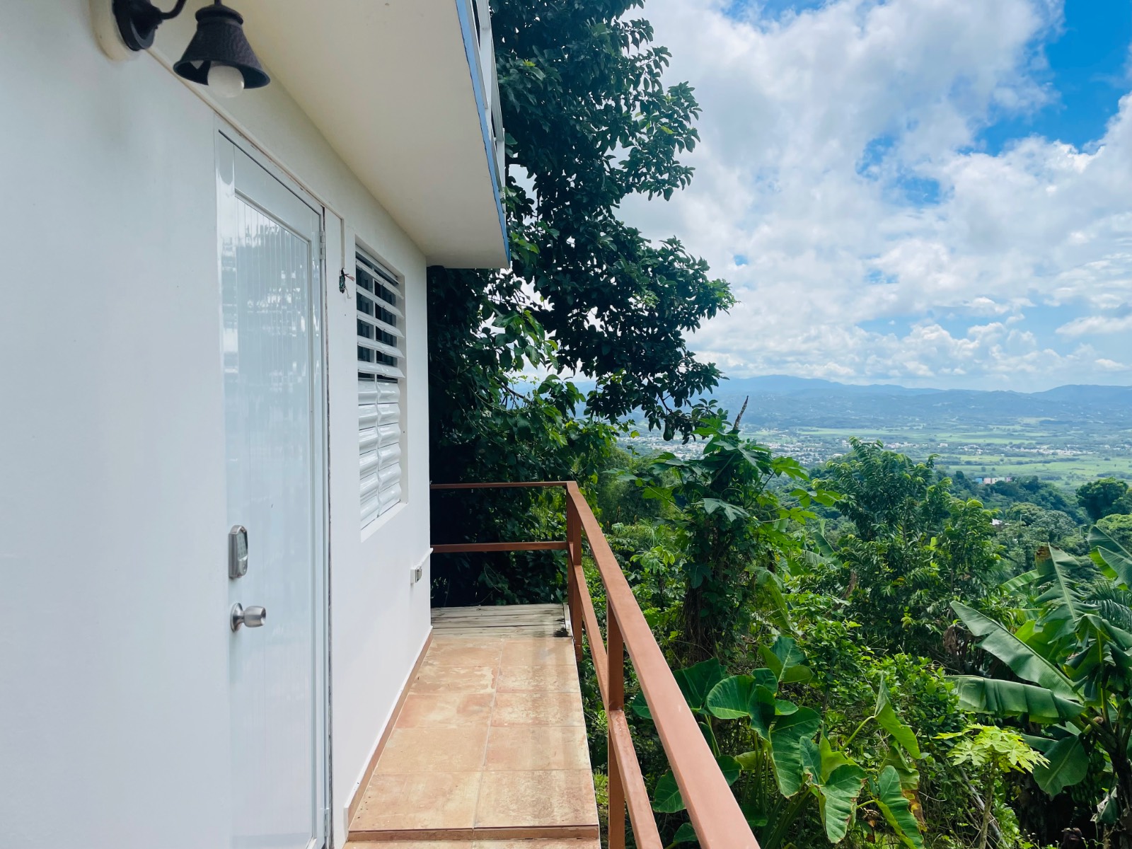 Sr-411, Km. 8.0, Laguna Ward, Cabo Diaz Sectoor, Aguada, Aguada - 13