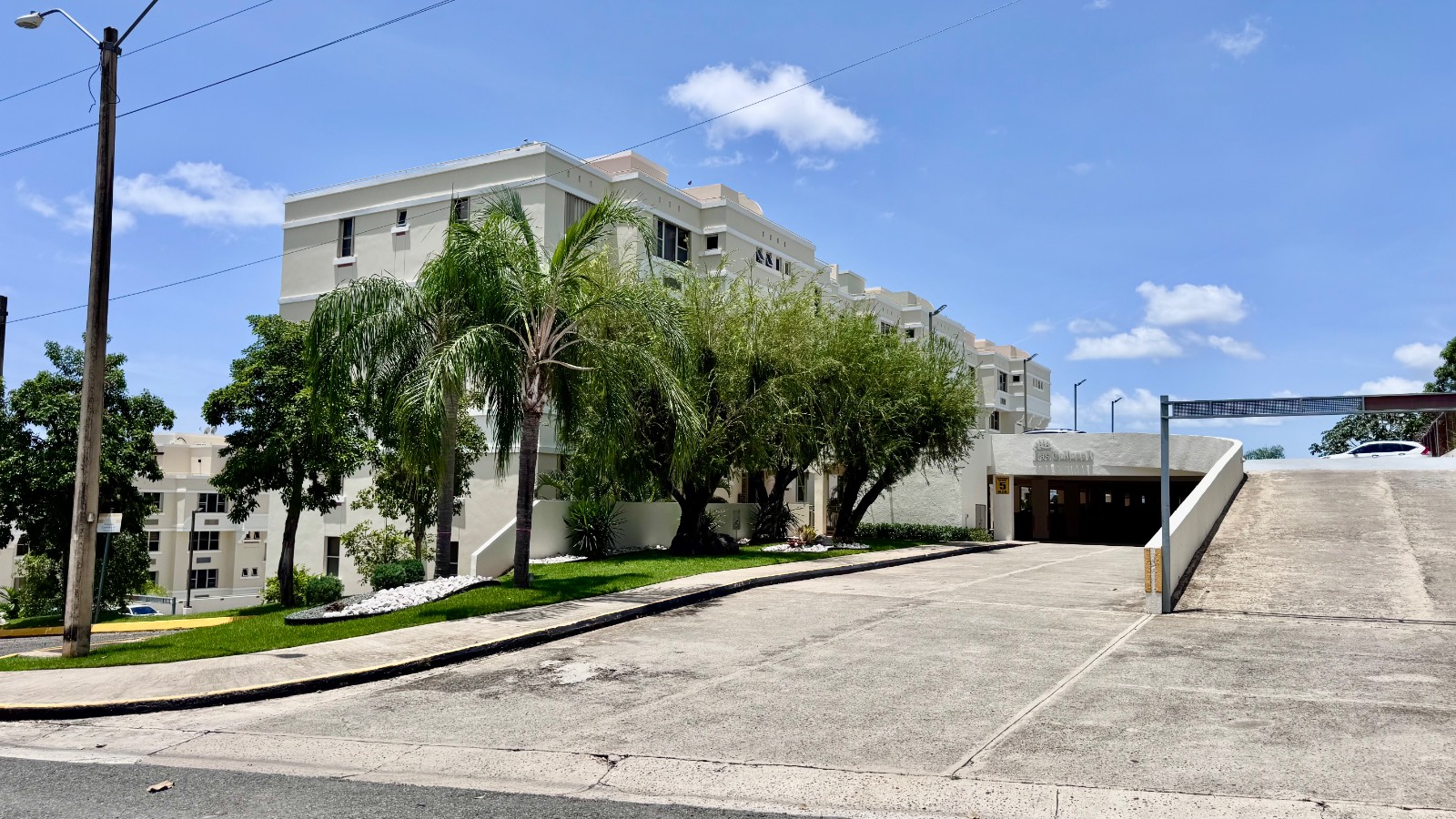 1, Las Colinas, Mayaguez - 4
