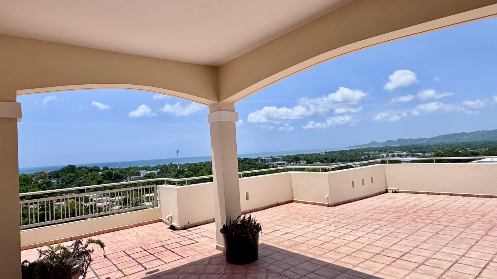 1, Las Colinas, Mayaguez - 5