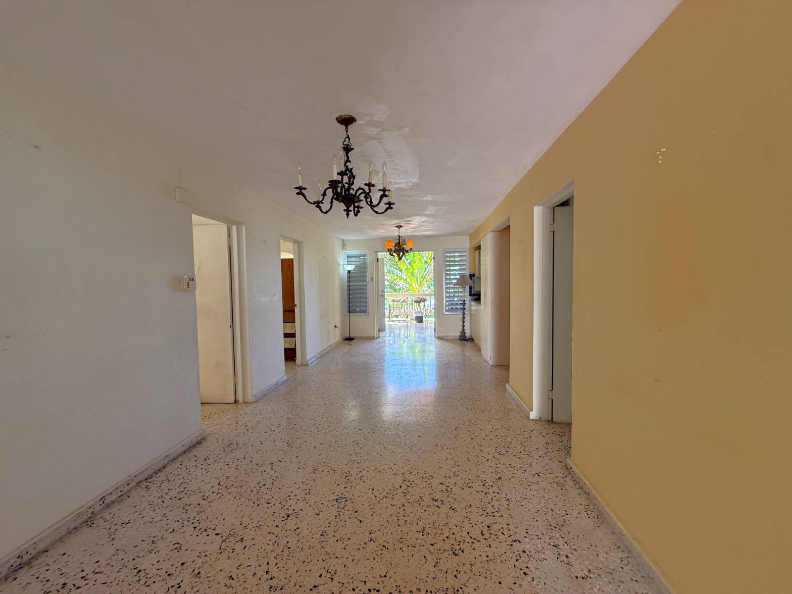 Solar G, Barrio Barrero, Box 5629, Rincon - 8