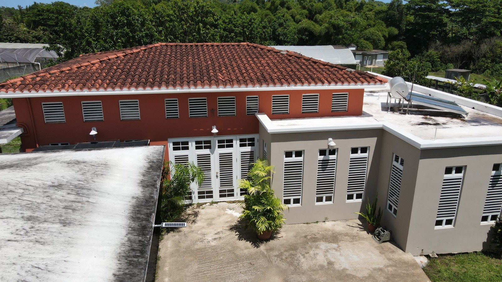 137 Km. 9.9, Bo. Franquez La Alianza, Morovis - 7