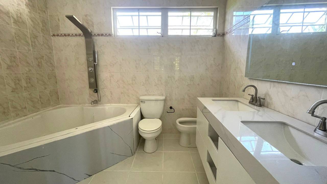 Urb Tanama, 33, Arecibo - 22