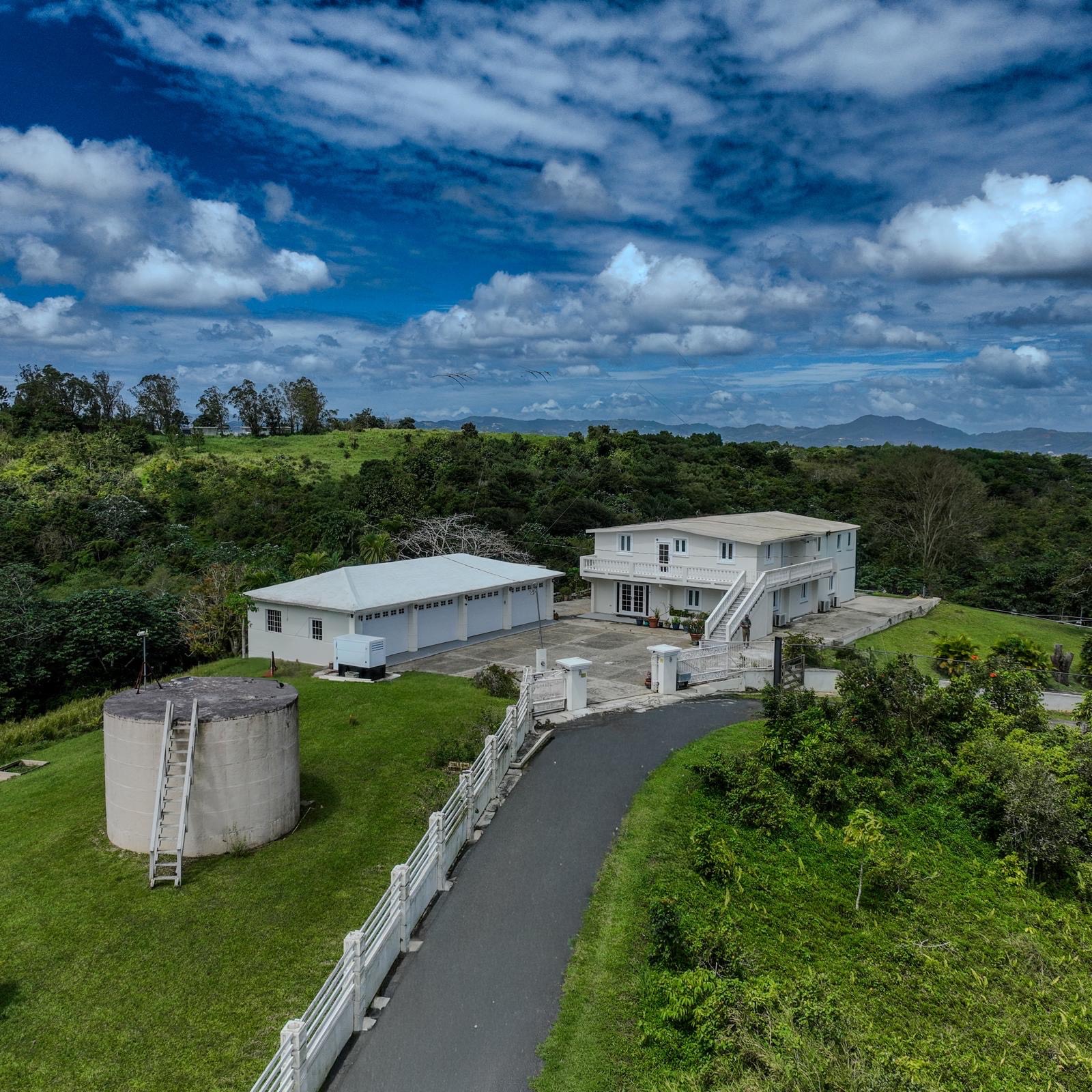 722, Panoramic, Aibonito - 3