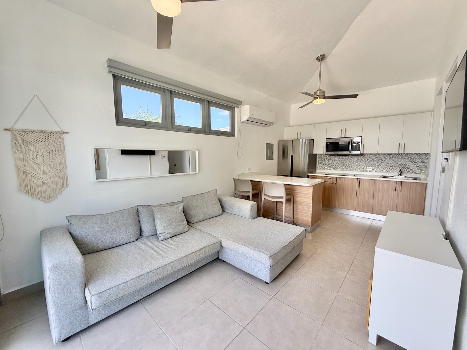 429, Calle Uroyuan, Rincon - 2