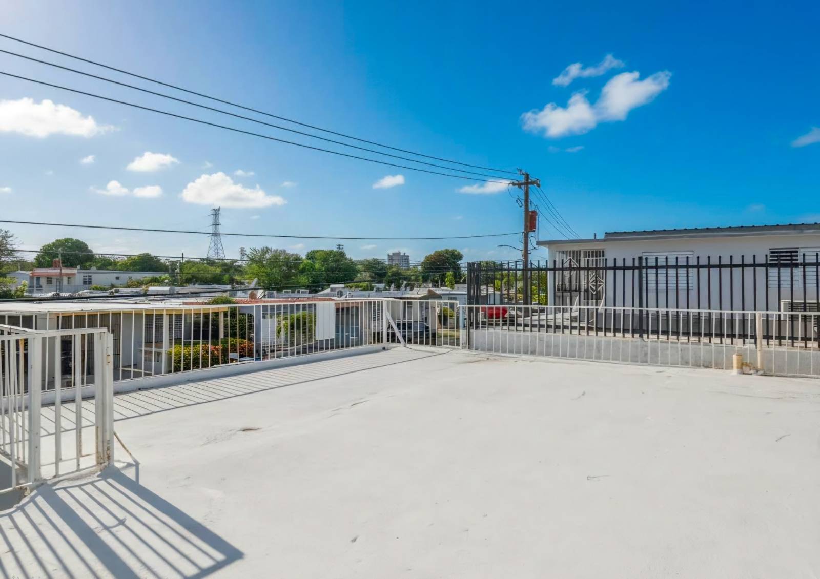 F9, Calle A, Ponce - 12