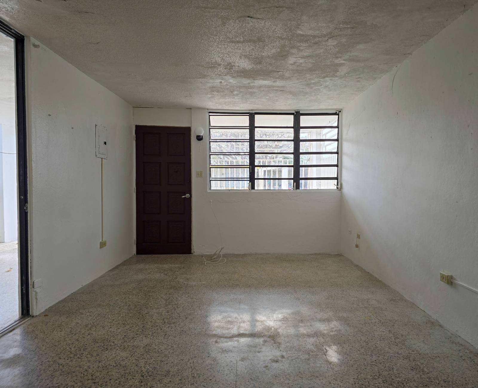 F9, Calle A, Ponce - 6