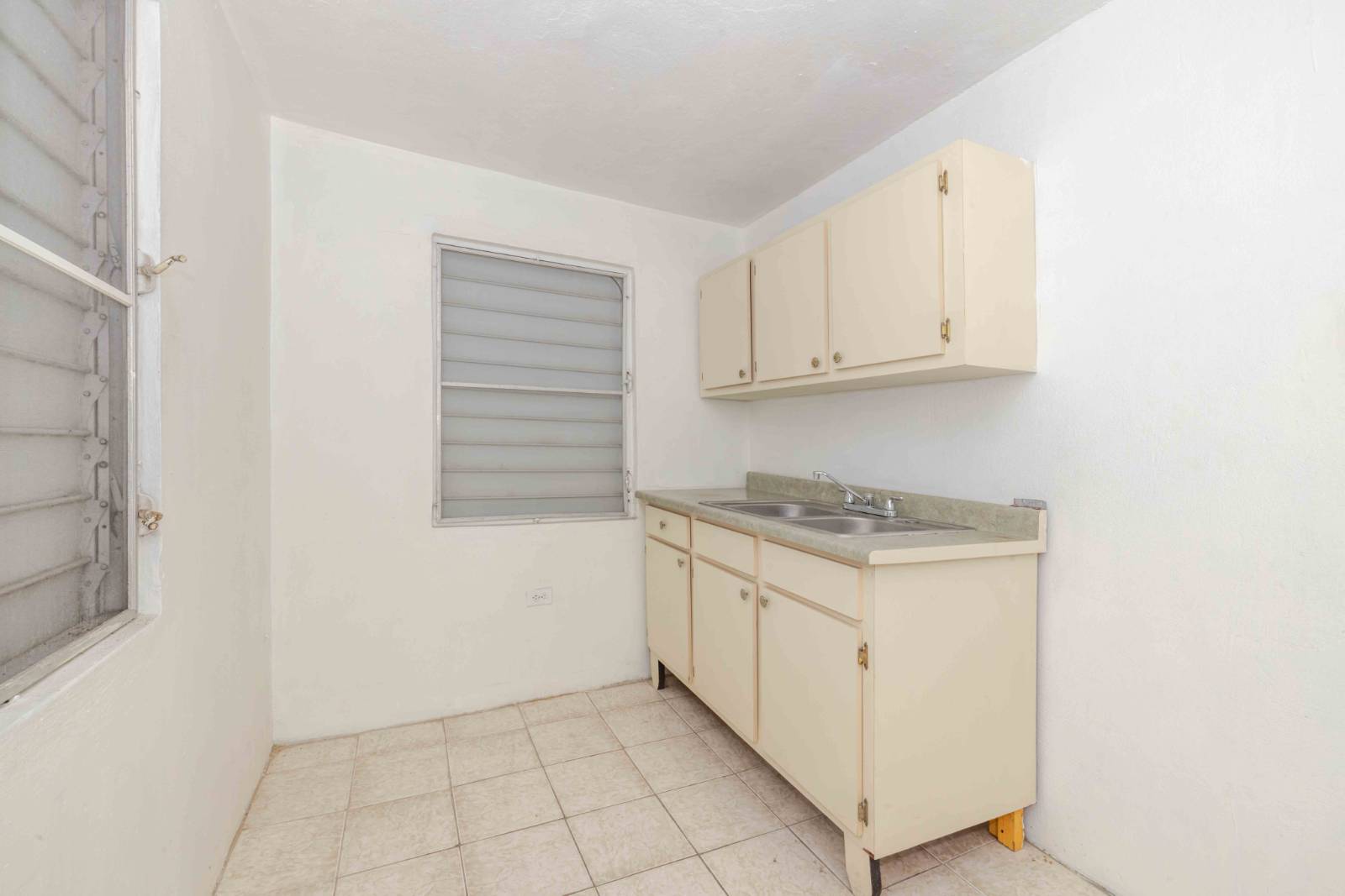 1120, Calle Pedro Schuck, Ponce - 4
