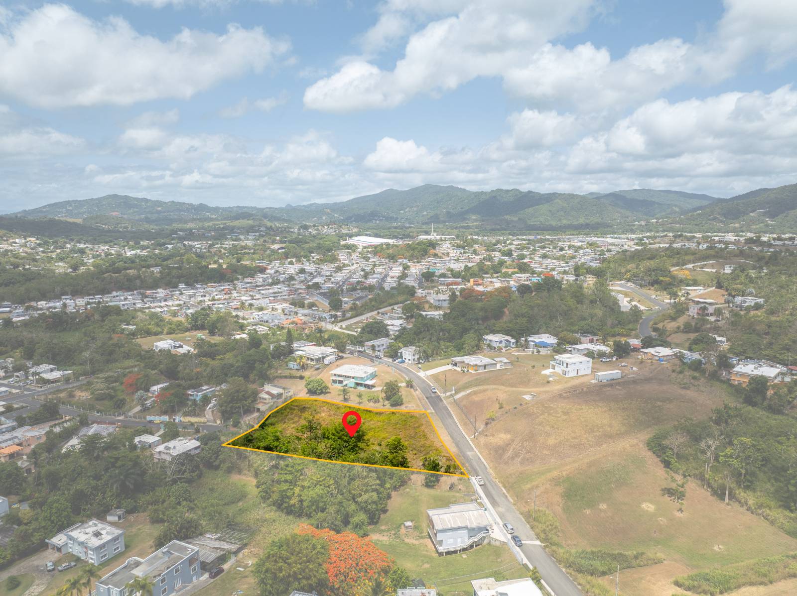 Parc 18 D, Calle B, Praderas De La Plata, Cayey - 18