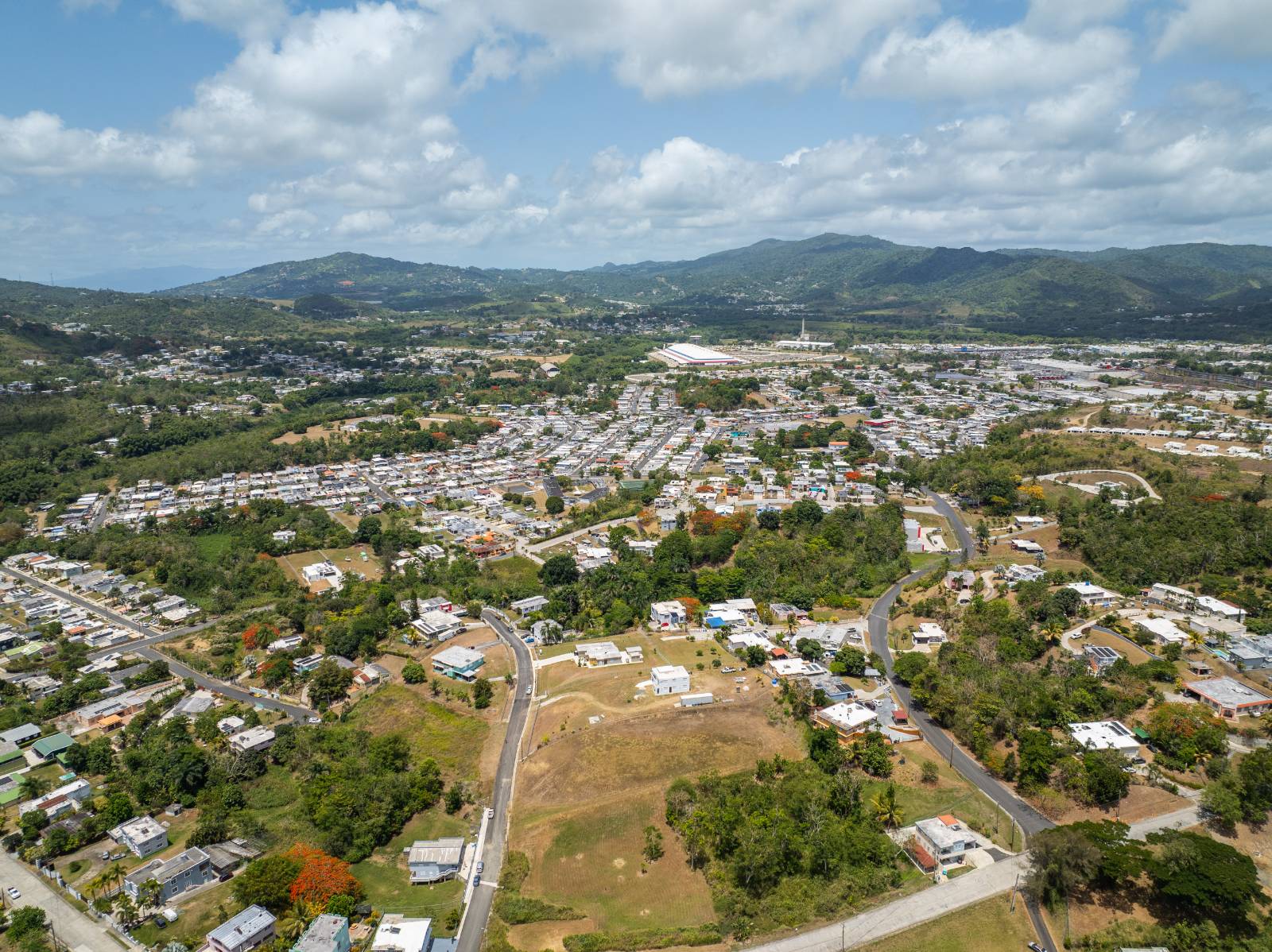Parc 18 D, Calle B, Praderas De La Plata, Cayey - 22