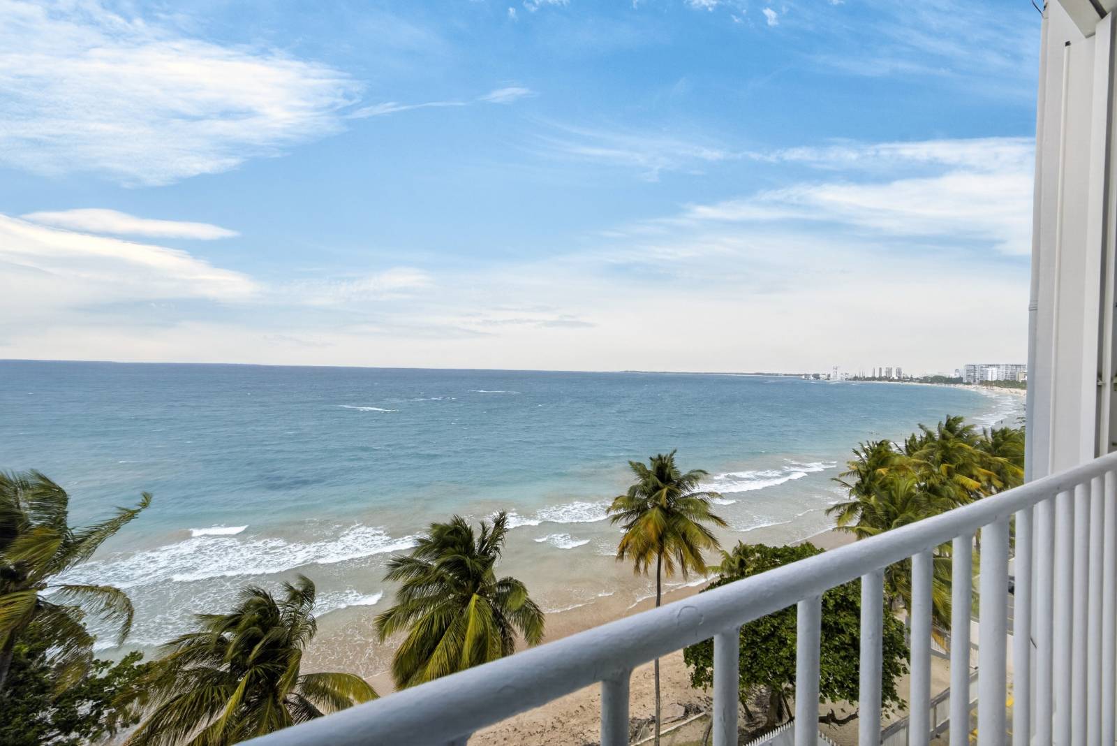 704, 3409, Ave. Isla Verde, Carolina - 1