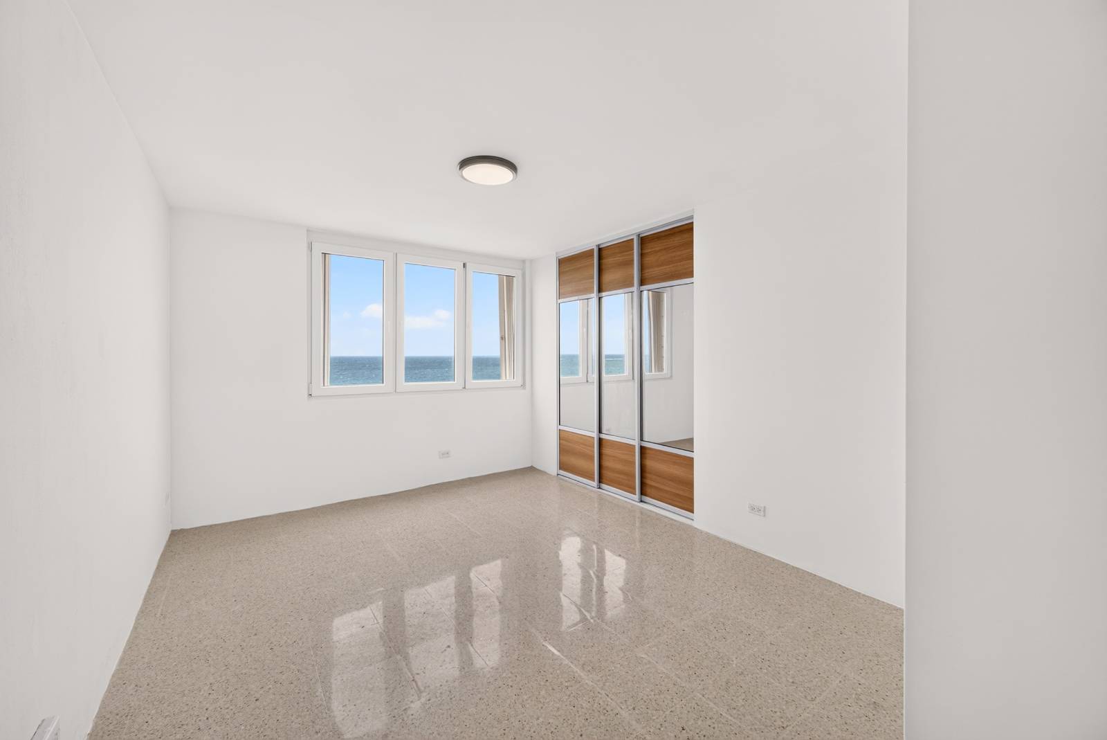 704, 3409, Ave. Isla Verde, Carolina - 14