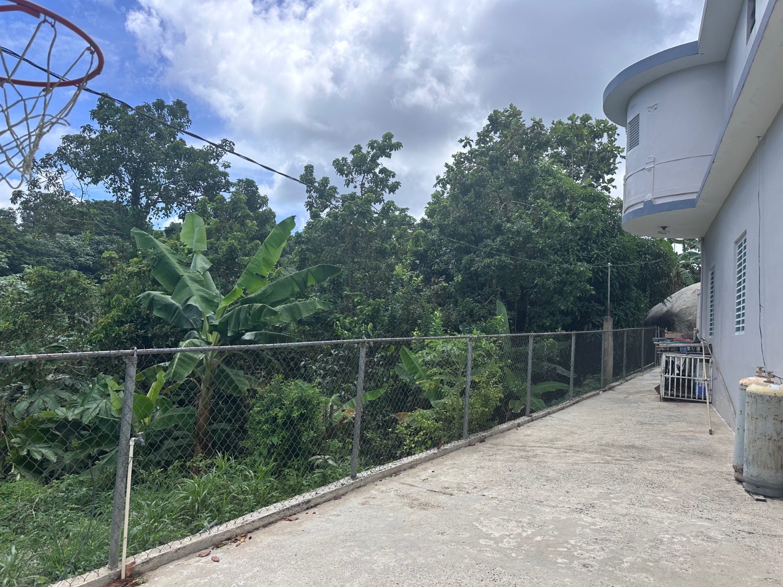Km 5, Carretera 920, Yabucoa - 47