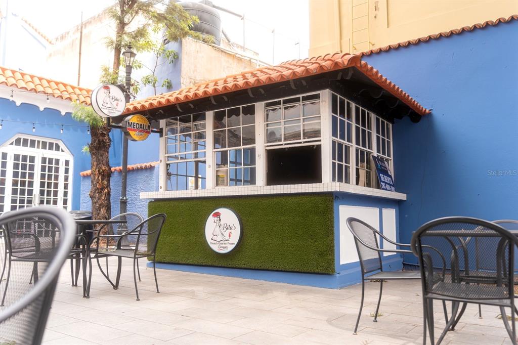 1, C. Isabel Muñoz Rivera, Ponce - 2