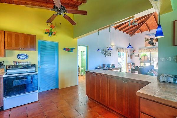 16, Alturas De Zoni, Culebra - 20