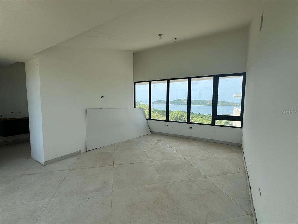 8, Alturas De Zoni, Culebra - 23