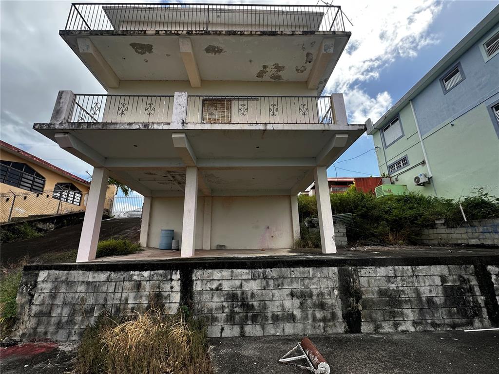 D, Urb. El Eden D-7, Coamo - 2