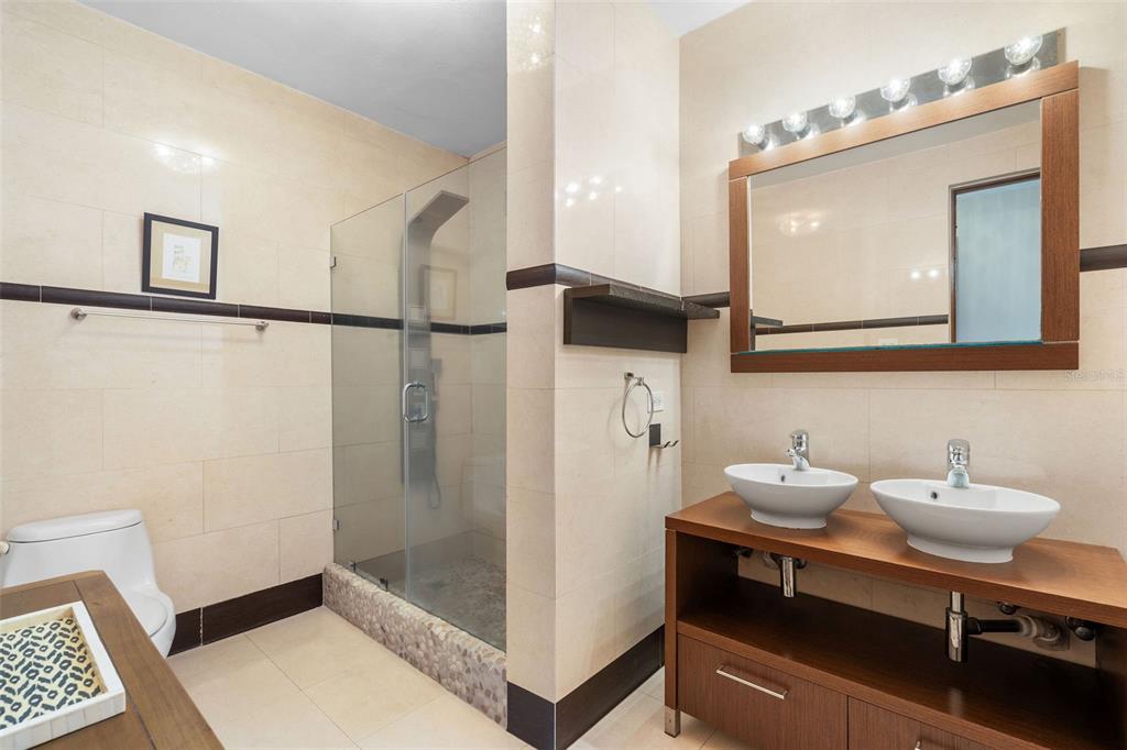 2 A6, 1, Palma Real Ave., Guaynabo - 23