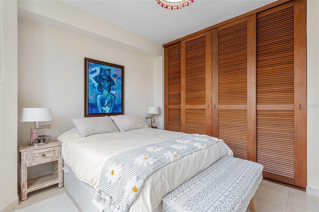 2 A6, 1, Palma Real Ave., Guaynabo - 24