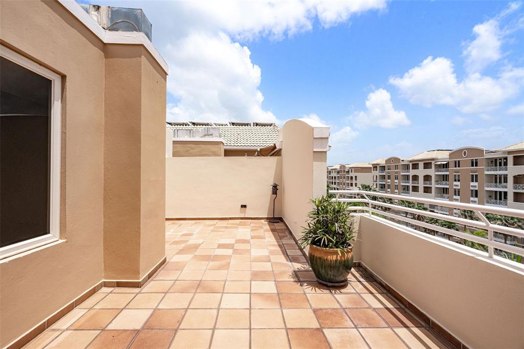 2 A6, 1, Palma Real Ave., Guaynabo - 39