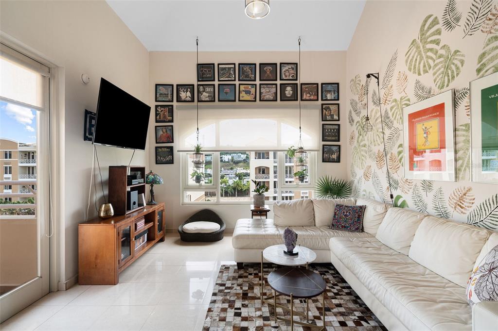 2 A6, 1, Palma Real Ave., Guaynabo - 44