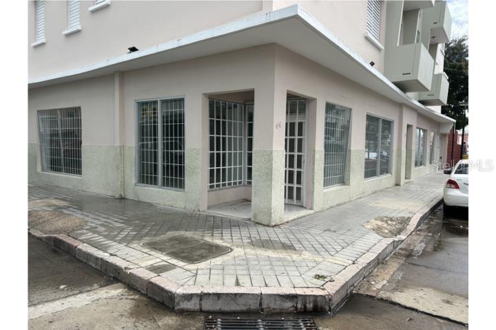 Local 2 Edificio Zamora, Mayor Cantera St, Ponce - 1