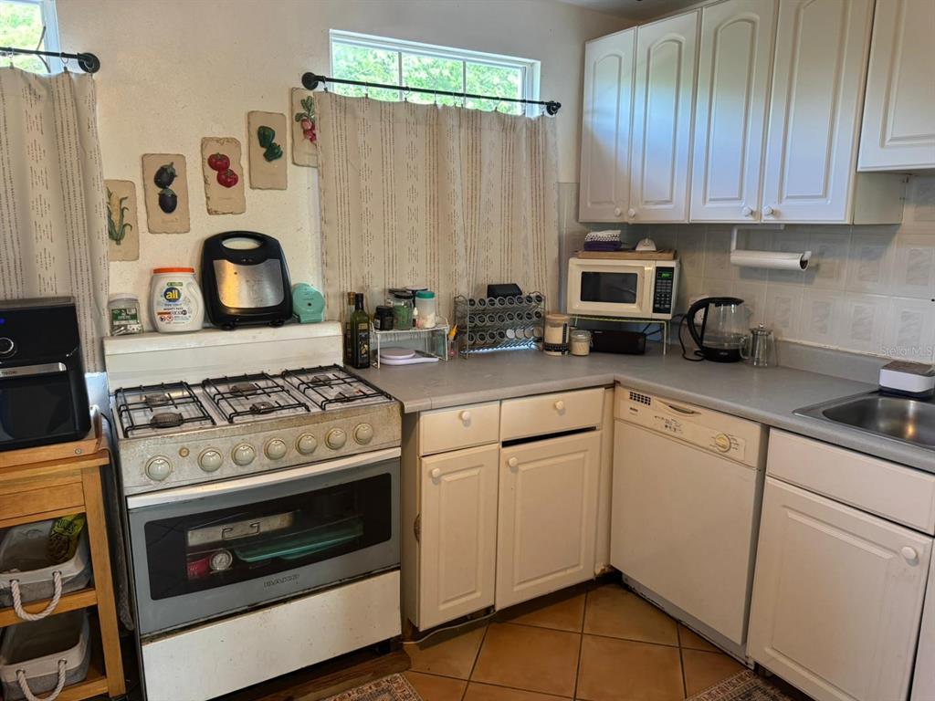 27, William Font Street, Culebra - 10