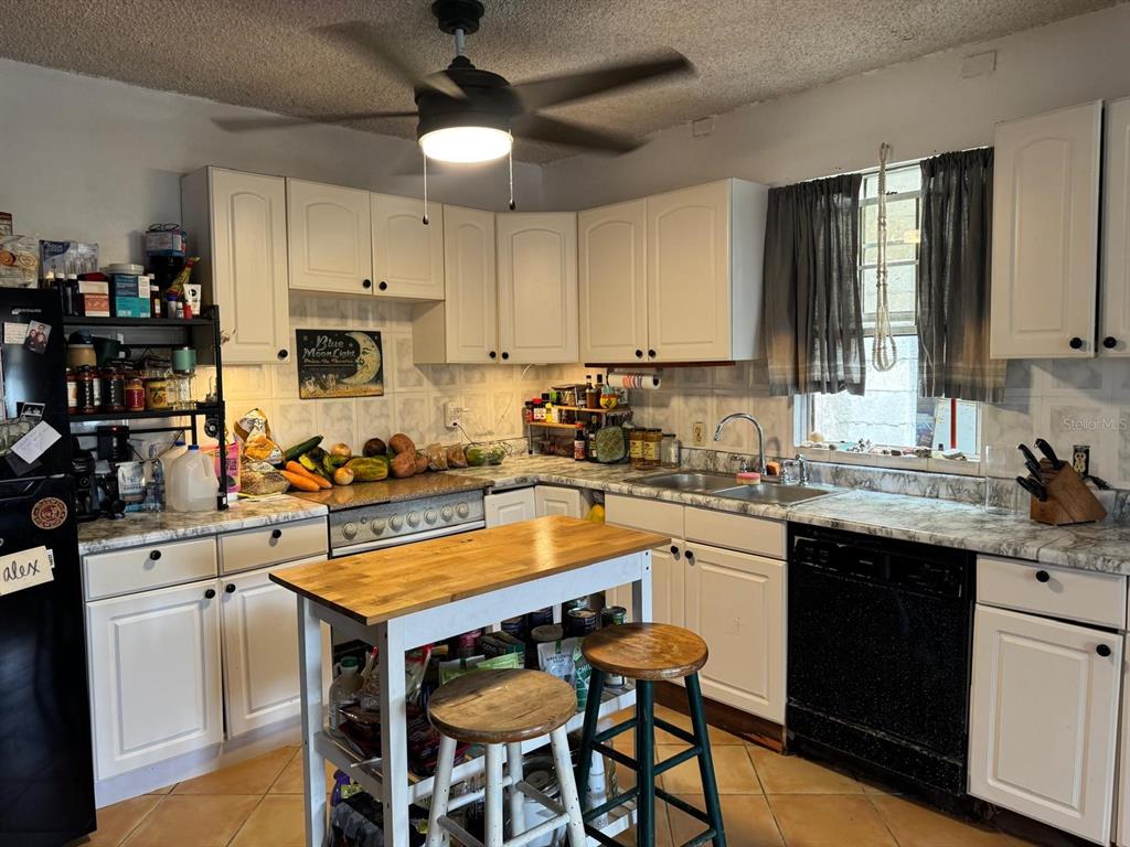 27, William Font Street, Culebra - 25