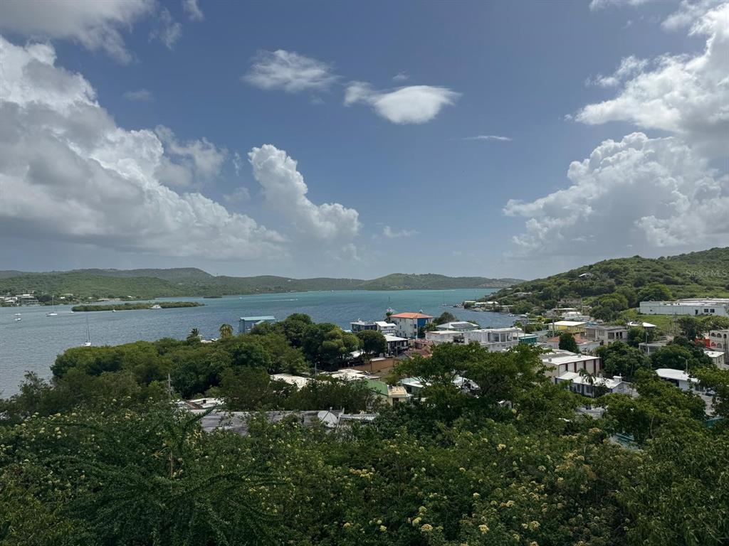 27, William Font Street, Culebra - 39