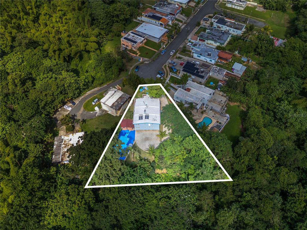 110, Freire Calle Rubi, Cidra - 52